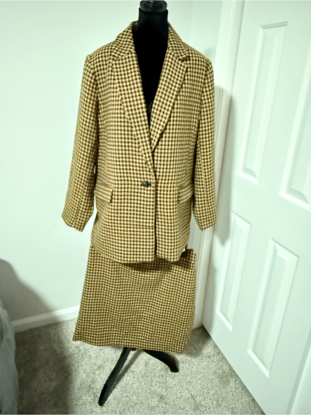 Nine West Houndstooth Blazer and Skirt Set - Tan and Black